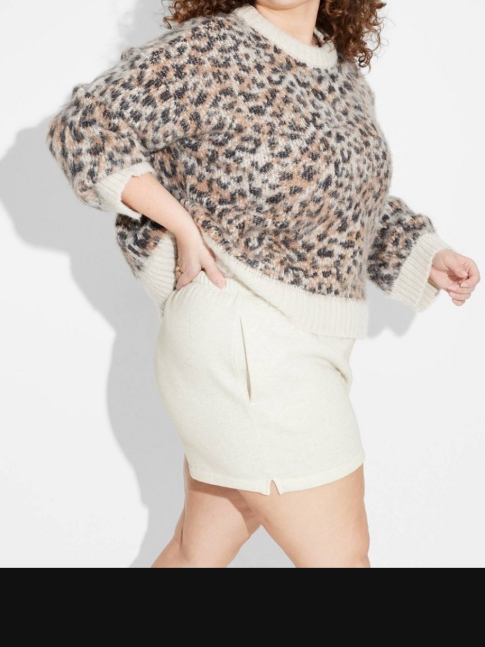 Wild Fable Women's Mid-Rise Fleece Pull-On Shorts - Heather Gray 2X